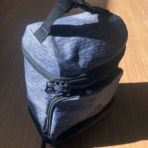 grey adidas lunchbox - Picture 2 of 6